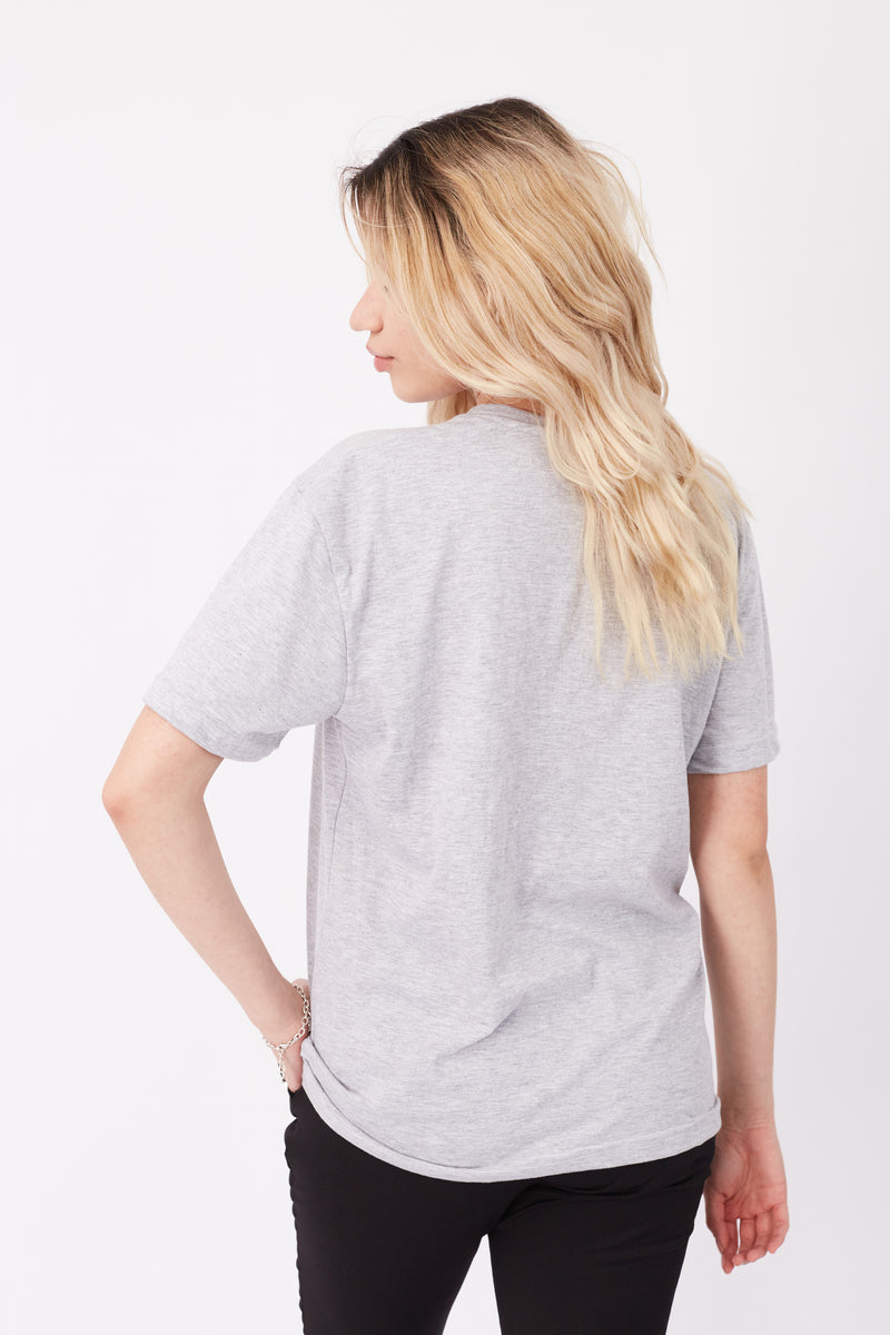 Remera Essential Gris